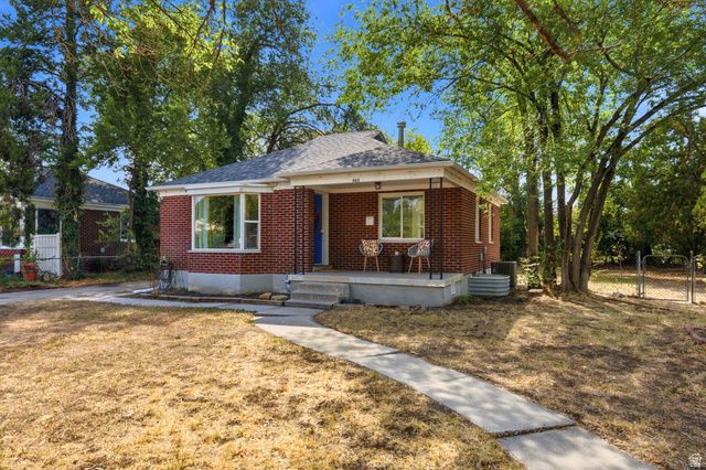 985 N AMERICAN BEAUTY DR, Salt Lake City, UT 84116