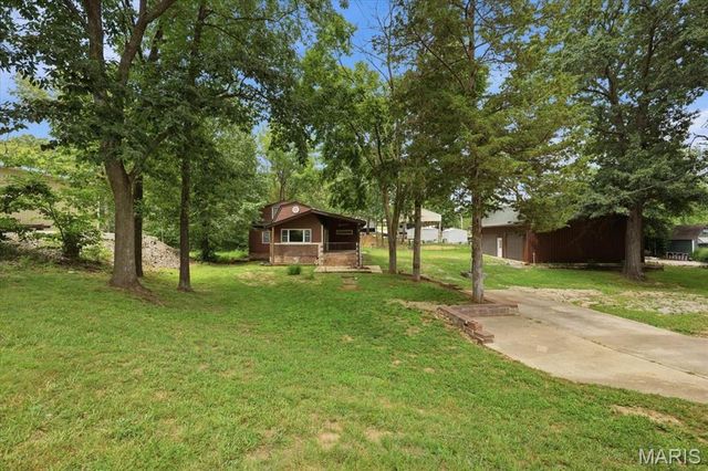 6051 Valley Drive, French Village, MO 63036