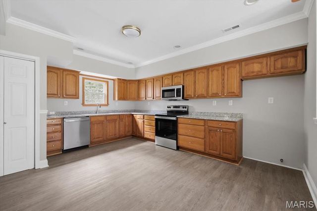 6051 Valley Drive, French Village, MO 63036