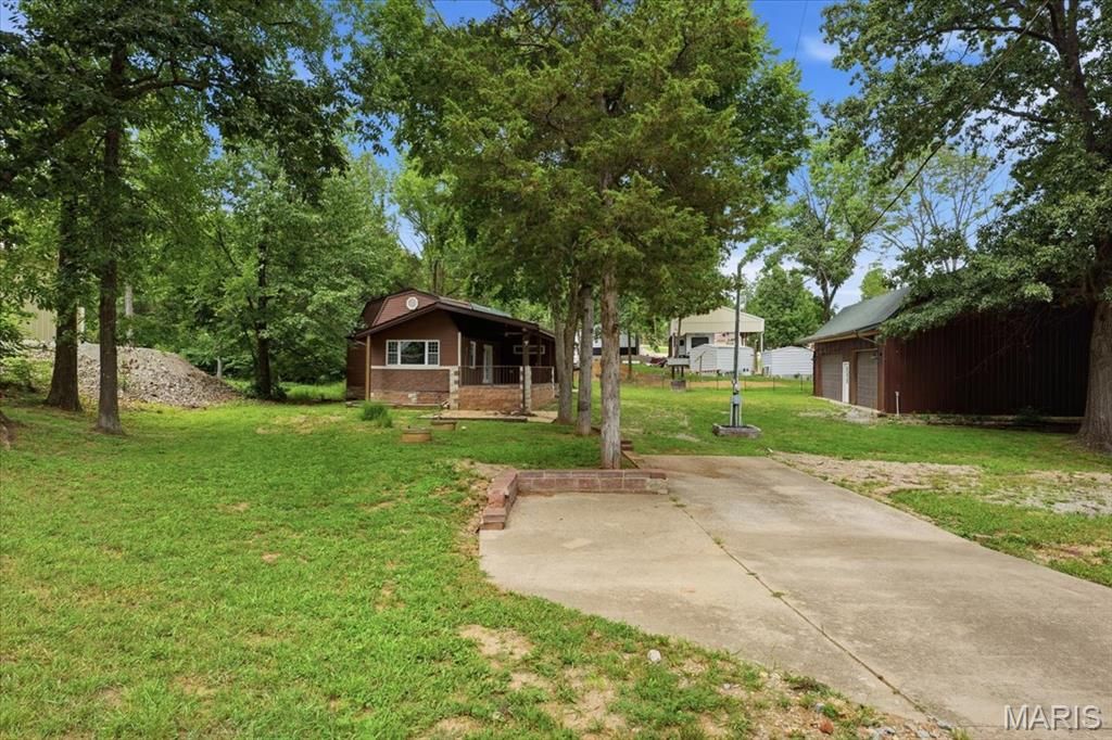 6051 Valley Drive, French Village, MO 63036