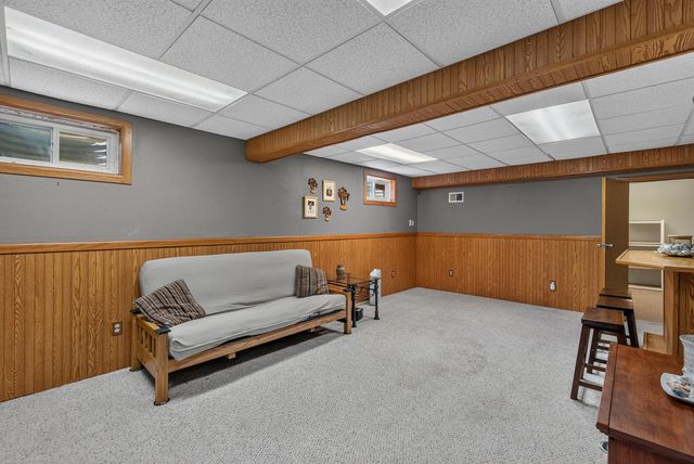 1208 Kennedy DRIVE, Hartford, WI 53027