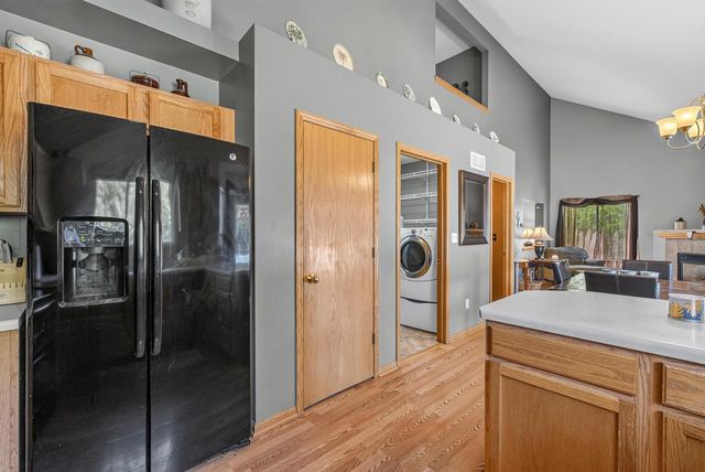 1208 Kennedy DRIVE, Hartford, WI 53027