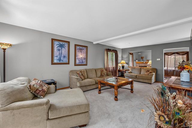 1208 Kennedy DRIVE, Hartford, WI 53027