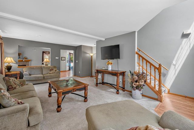 1208 Kennedy DRIVE, Hartford, WI 53027