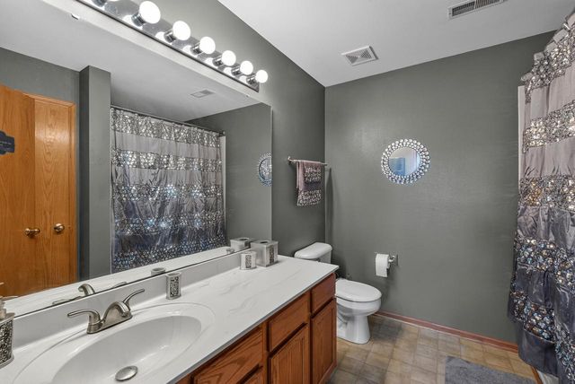 1208 Kennedy DRIVE, Hartford, WI 53027
