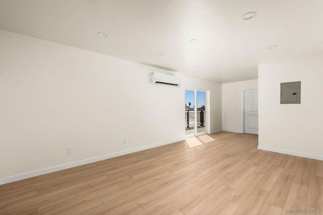 3552 47th St, San Diego, CA 92105
