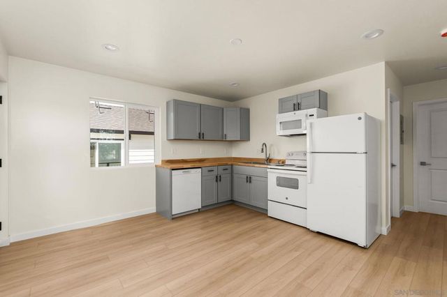 3552 47th St, San Diego, CA 92105