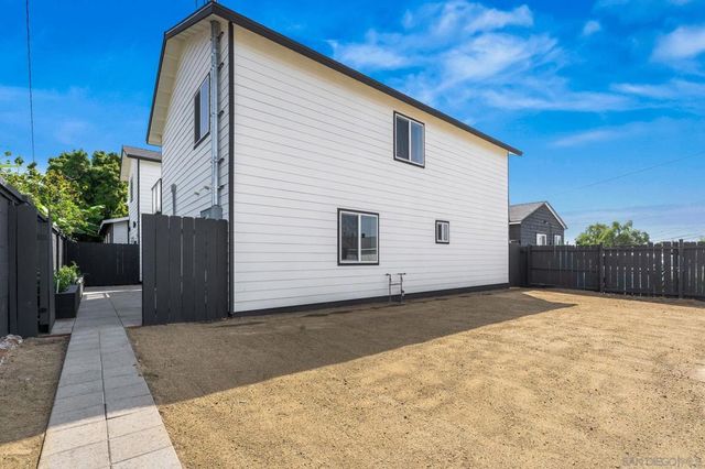 3552 47th St, San Diego, CA 92105