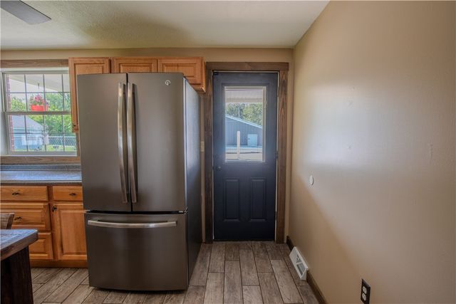 42 N Main St, Fairchance, PA 15436