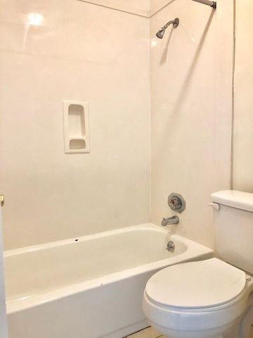 6701 Dickens Ferry Road 115, Mobile, AL 36608