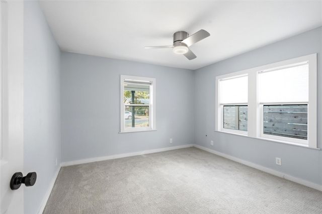 905 E 53rd ST, Austin, TX 78751