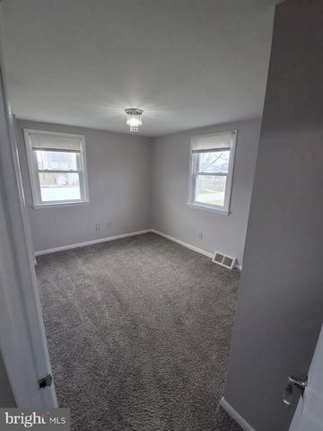 130 N WELLS AVE, Glenolden, PA 19036