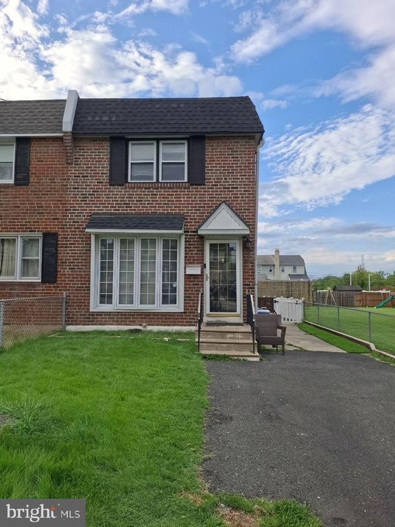 130 N WELLS AVE, Glenolden, PA 19036