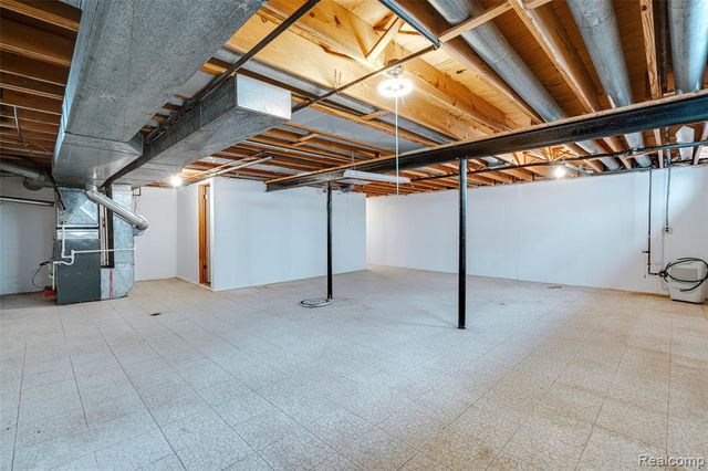 45900 Gainsborough Drive, Canton, MI 48187