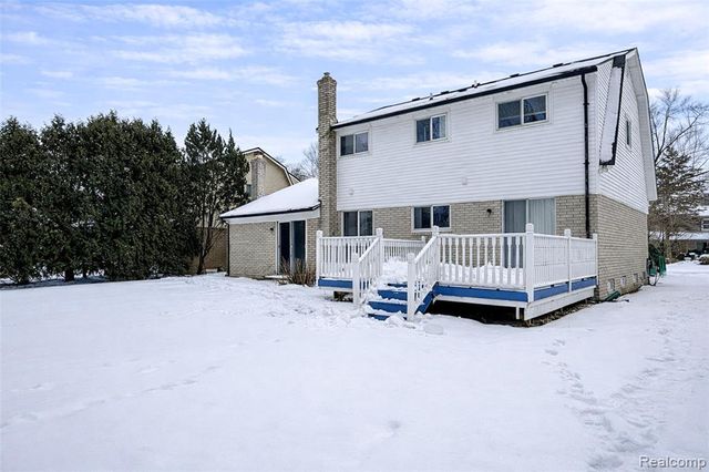 45900 Gainsborough Drive, Canton, MI 48187