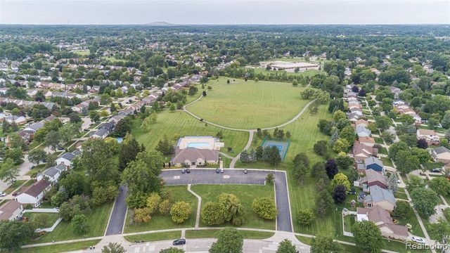 45900 Gainsborough Drive, Canton, MI 48187