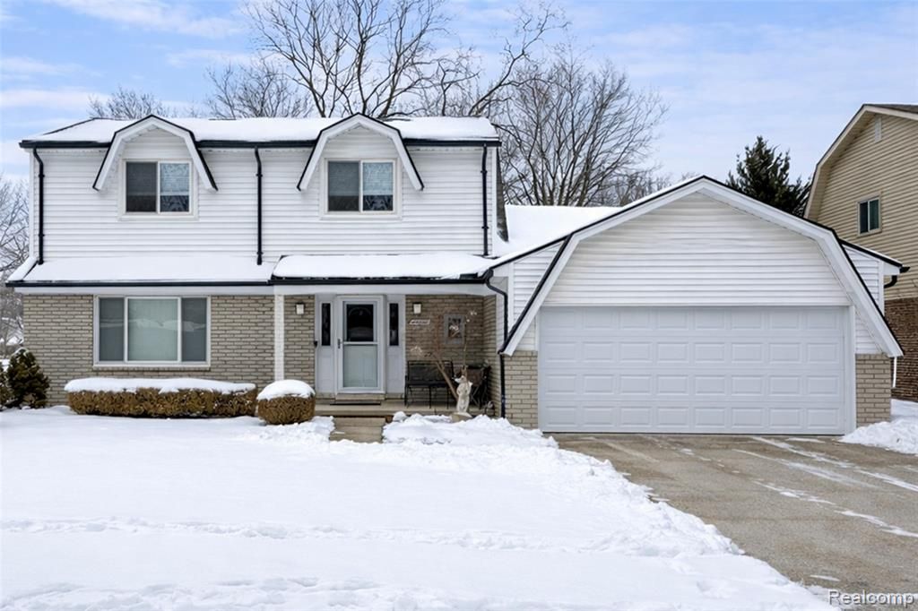 45900 Gainsborough Drive, Canton, MI 48187