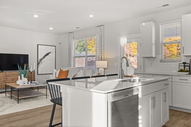 113 Longwood Drive, Lebanon, TN 37087