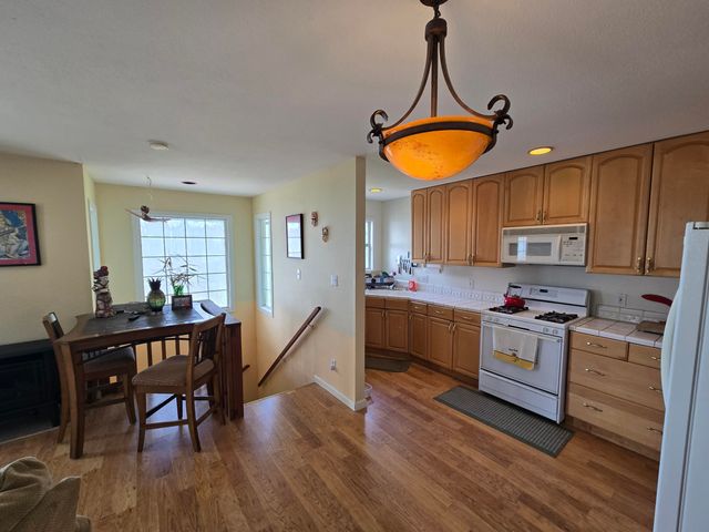 19 Haven Court, Shelter Cove, CA 95589