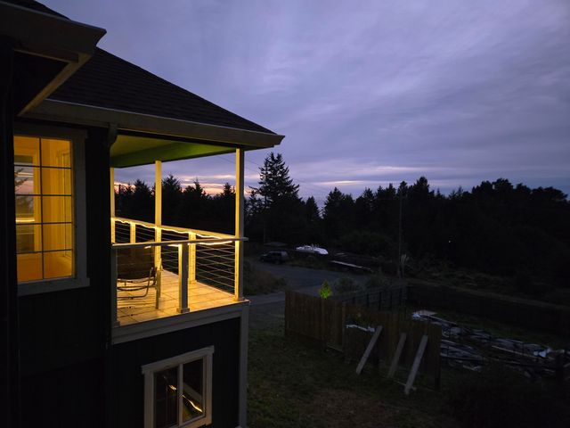 19 Haven Court, Shelter Cove, CA 95589