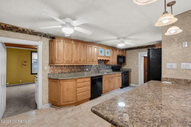 104 Maple Street, Clayton, NJ 08312