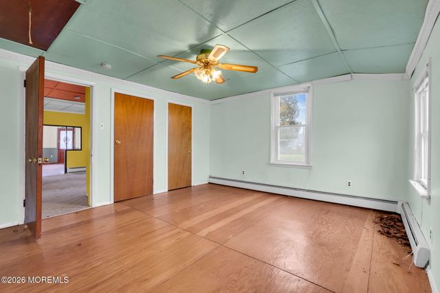 104 Maple Street, Clayton, NJ 08312