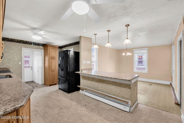 104 Maple Street, Clayton, NJ 08312