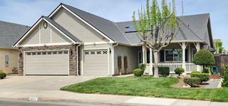 6654 E Liberty Avenue E, Fresno, CA 93727