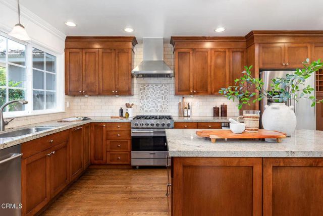 4366 Bel Air Drive, La Canada Flintridge, CA 91011