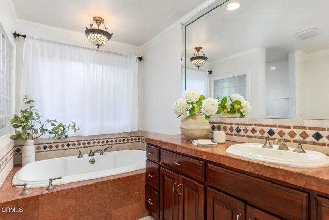 4366 Bel Air Drive, La Canada Flintridge, CA 91011