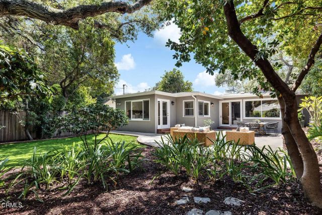 4366 Bel Air Drive, La Canada Flintridge, CA 91011