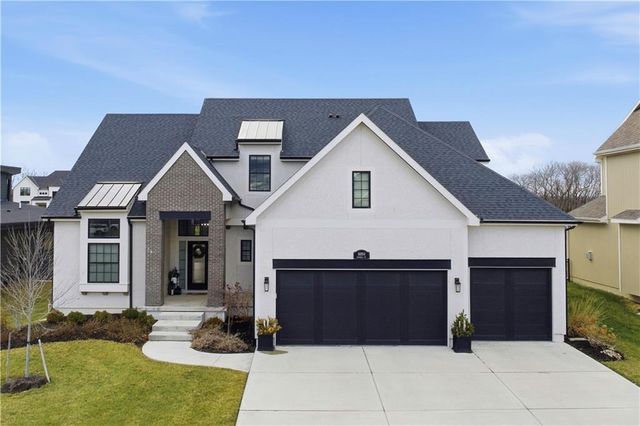 16804 Rosehill Street, Overland Park, KS 66221