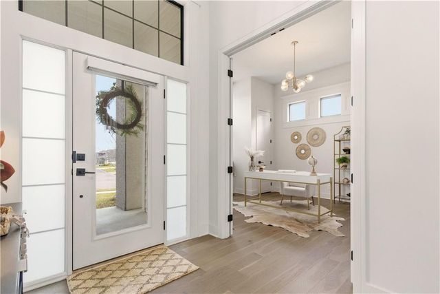 16804 Rosehill Street, Overland Park, KS 66221