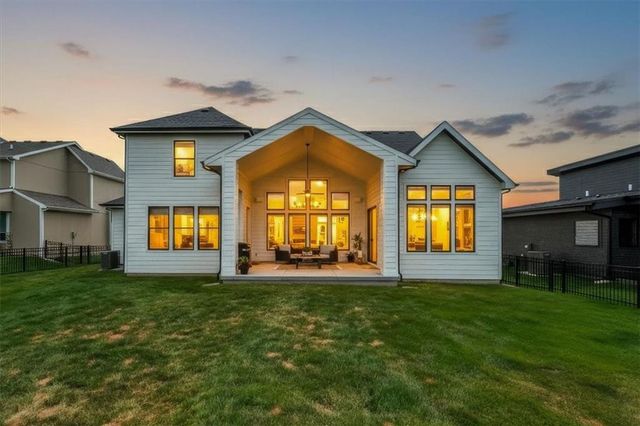 16804 Rosehill Street, Overland Park, KS 66221