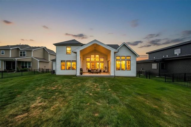 16804 Rosehill Street, Overland Park, KS 66221