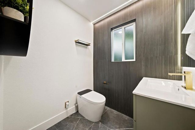 5016 Las Cruces Court, San Jose, CA 95118