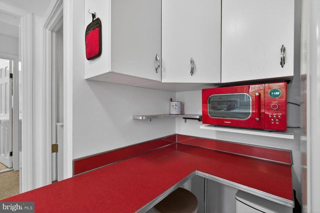 227 N EDISON ST, Arlington, VA 22203