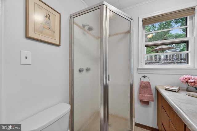 227 N EDISON ST, Arlington, VA 22203