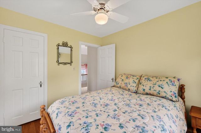 227 N EDISON ST, Arlington, VA 22203