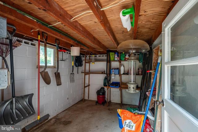 227 N EDISON ST, Arlington, VA 22203