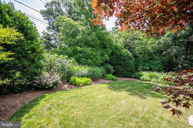 227 N EDISON ST, Arlington, VA 22203