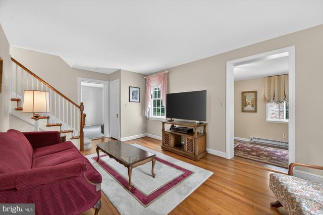 227 N EDISON ST, Arlington, VA 22203
