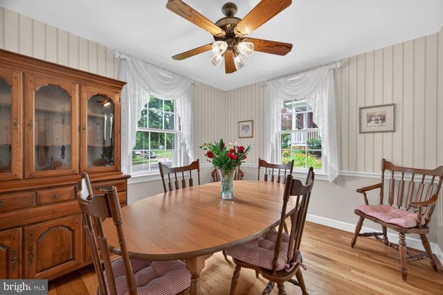 227 N EDISON ST, Arlington, VA 22203