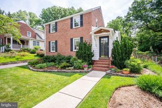 227 N EDISON ST, Arlington, VA 22203