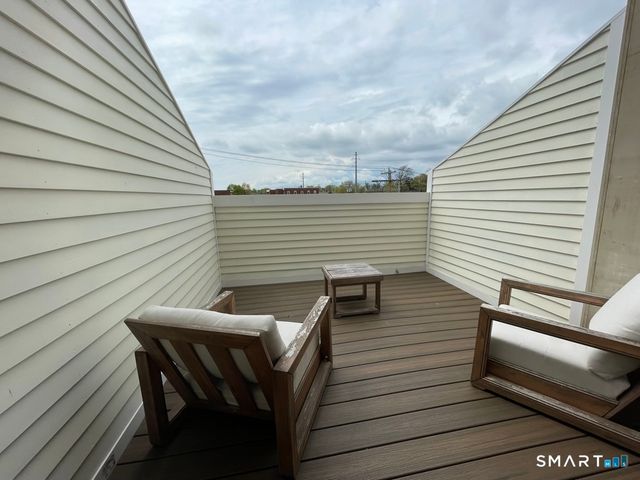 15 River Street 3C, Milford, CT 06460