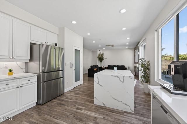 1611 Kapalua Drive, Oxnard, CA 93036