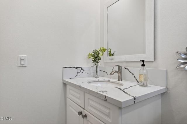 1611 Kapalua Drive, Oxnard, CA 93036