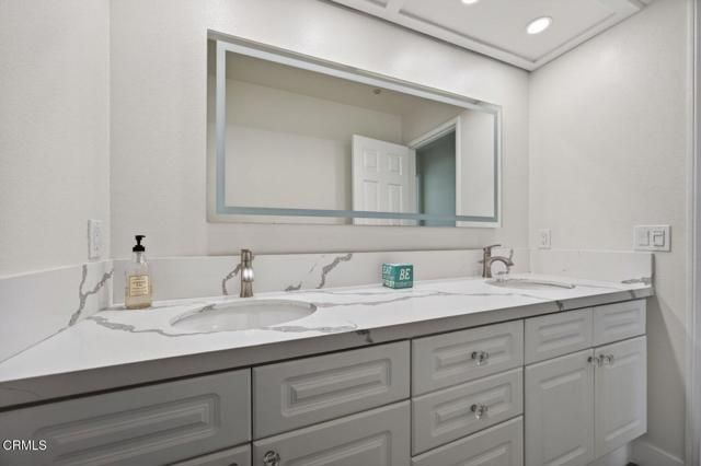 1611 Kapalua Drive, Oxnard, CA 93036