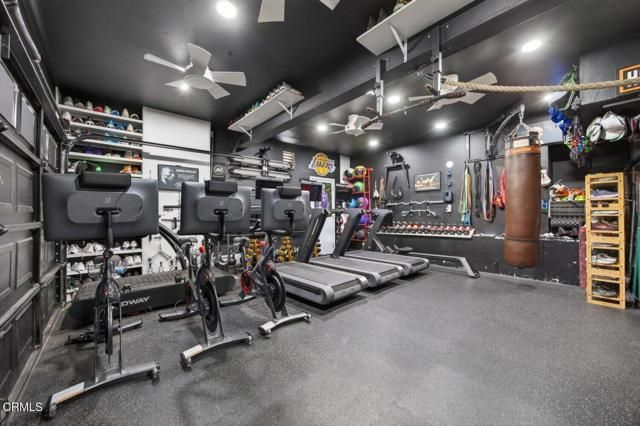 1611 Kapalua Drive, Oxnard, CA 93036