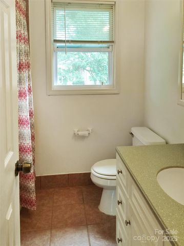 7714 Albemarle Road -, Charlotte, NC 28227
